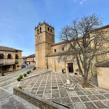 Apartamento Marcajada Riaza Bagian luar foto