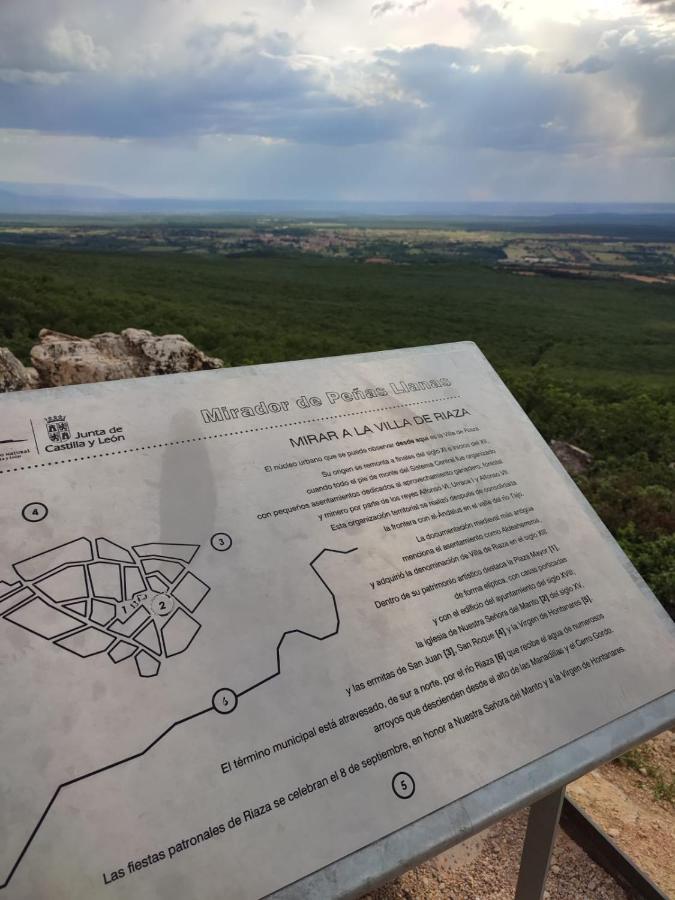 Apartamento Marcajada Riaza Bagian luar foto
