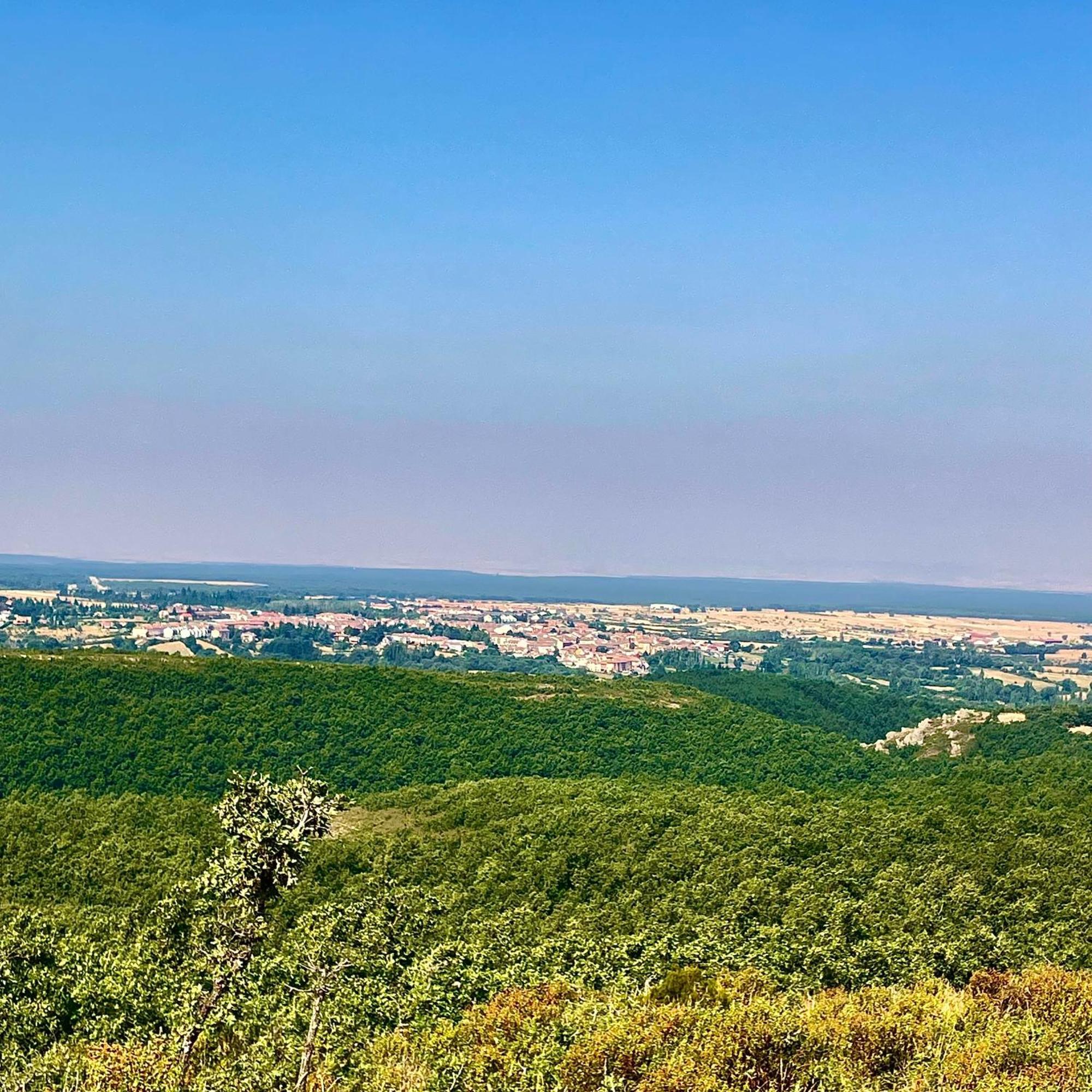 Apartamento Marcajada Riaza Bagian luar foto